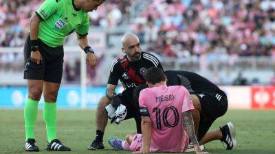 Lionel Messi exits Leagues Cup match with apparent injury - ESPN