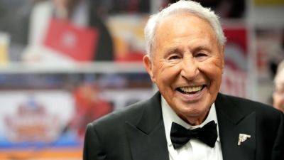 Lee Corso picks Ohio State in final 'GameDay' appearance - ESPN