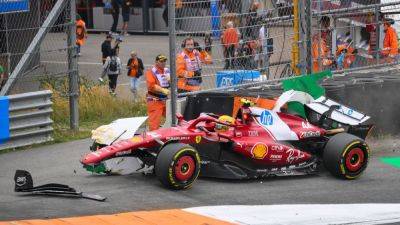 Lewis Hamilton - Lewis Hamilton crashes out of Dutch GP - ESPN - espn.com - Netherlands - county Lewis - county Hamilton