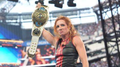 Becky Lynch retains Women's Intercontinental Championship in hardcore No DQ match at SummerSlam - foxnews.com - state New Jersey - county Rutherford - county Rich