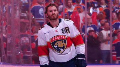 Matthew Tkachuk - Brady Tkachuk - Paul Maurice - Matthew Tkachuk says he could miss 2 or 3 months with surgery - ESPN - espn.com - Usa - county Bay