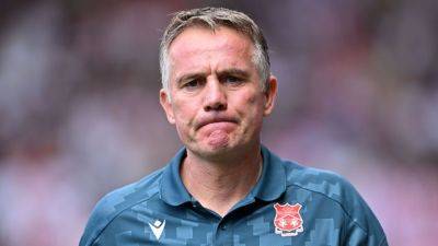 Phil Parkinson - Josh Windass - Jack Stephens - Wrexham's Parkinson bemoans 'game-changing' decision in loss - ESPN - espn.com - Britain