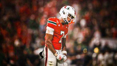 Carson Beck - Michael Irvin - Megan Briggs - Miami's CJ Daniels makes insane one-handed touchdown catch in win over Notre Dame - foxnews.com - county Miami - Ireland - county Garden - state Ohio - county Rock