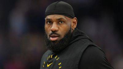 Daryl Morey - LeBron James silent as new China controversy swirls around him - foxnews.com - China - Los Angeles - Hong Kong