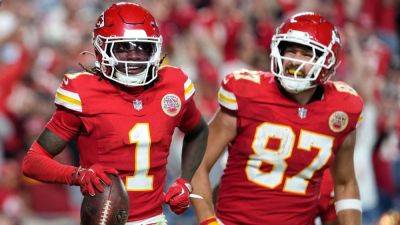 Travis Kelce - Jason Kelce - Chiefs' Travis Kelce accepts blame for Xavier Worthy's injury - ESPN - espn.com - county Eagle - Los Angeles