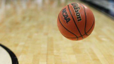 NCAA -- 13 players from 6 schools involved in gambling schemes - ESPN - espn.com - state Arizona - state North Carolina - state Mississippi - state Michigan - county Valley - parish Orleans