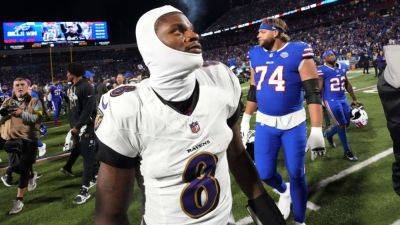 Adam Schefter - Derrick Henry - Brian Maccarthy - Eric Decosta - NFL won't discipline Ravens' Lamar Jackson for shoving Bills fan - ESPN - espn.com - state Maryland - Baltimore - county Mills