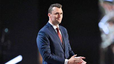 Charlie Kirk - Pat Macafee - Tim Tebow - NFL holds moment of silence for Charlie Kirk at Packers-Commanders game after assassination - foxnews.com - Usa - Washington - state California - state Utah