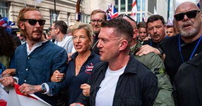 LIVE: Violence erupts at Tommy Robinson 'Unite the Kingdom' march in London - latest updates