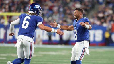 Giants in no rush to bench Russell Wilson for Jaxson Dart, sources say - ESPN