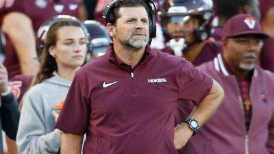 Hokies fire coach Brent Pry after starting 0-3, sources say - ESPN