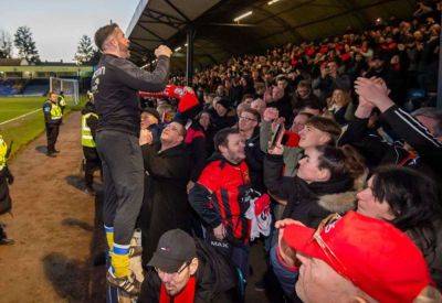 Sittingbourne manager Ryan Maxwell on the special bond between players and fans after holding open training session