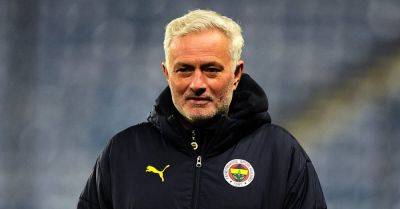 Jose Mourinho in talks with Benfica after Portuguese club sack Bruno Lage