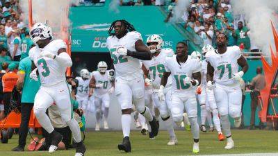 Mike Macdaniel - Ex-NFL star offers gloomy outlook on Dolphins ahead of Bills matchup - foxnews.com - county Miami