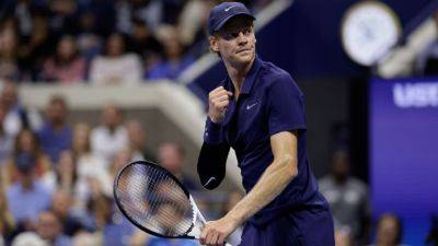 Carlos Alcaraz - Jannik Sinner - Taylor Fritz - Lorenzo Musetti - Alexander Bublik - Drake places $300,000 bet on Jannik Sinner to win US Open - ESPN - espn.com - Italy - Usa - Australia - New York