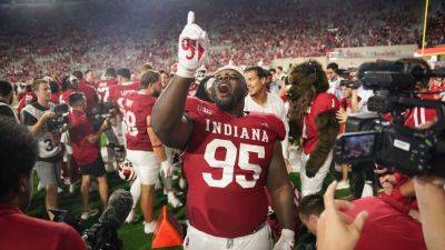 Indiana hangs 63 on No. 9 Illinois in record-setting win - ESPN