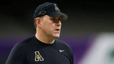 College football assistant coach Shawn Clark dead at 50 - foxnews.com - Usa - state Indiana - county Falls - state Appalachian