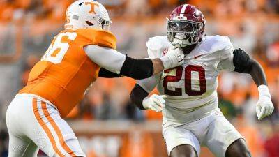 Alabama's Jah-Marien Latham suffers neck injury in practice - ESPN