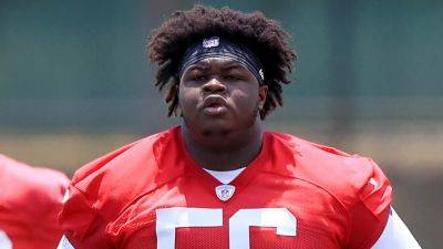 Cliff Welch - Todd Bowles - Jalen Hurts - Buccaneers bring back 464-pound defensive lineman Desmond Watson - foxnews.com - county Eagle - county Bay