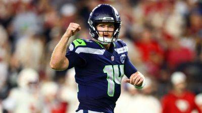 Seahawks hold off feisty Cardinals' comeback attempt - ESPN
