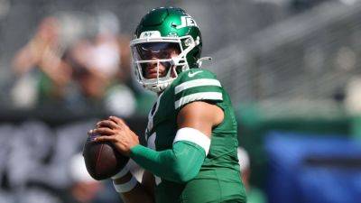 Jets QB Justin Fields has cleared concussion protocol - ESPN