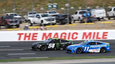 Kyle Larson - Denny Hamlin - Chase Briscoe - Kyle Busch - Christopher Bell - Hendrick Motorsports - Joe Gibbs - Ty Gibbs - Denny Hamlin: 'Too hot under the collar' in wrecking Ty Gibbs - ESPN - espn.com - state Kansas - state New Hampshire - county Hamlin