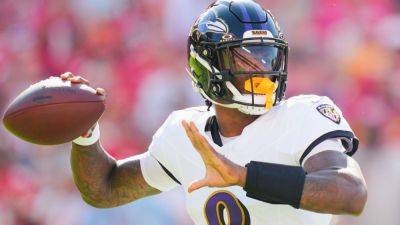 Lamar Jackson (hamstring) exits Baltimore Ravens' loss - ESPN