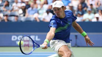 Maria Sharapova - Alex De-Minaur - Martina Navratilova - Stefanos Tsitsipas - Donna Vekic - How Alex De Minaur resets for week two of a Slam - ESPN - espn.com - Usa - Australia - New York
