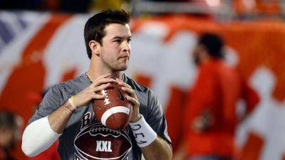 Nick Saban - Ex-Alabama star AJ McCarron criticizes star players in team's upset loss to Florida State - foxnews.com - Usa - Ireland - state Alabama