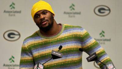 Micah Parsons 'ramping up,' says it's Packers' call on playing - ESPN
