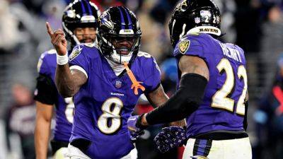 2025 NFL predictions: Experts pick Super Bowl winner, MVP - ESPN