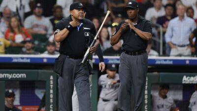 Umpires confiscate Trammell's bat after Yankees appeal - ESPN