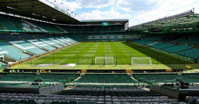 Wayne Rooney - Bryan Robson - Celtic legends vs Manchester United legends LIVE team news plus kick-off time and how to watch - manchestereveningnews.co.uk - Scotland - county Hampden
