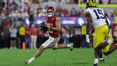 Brent Venables - John Mateer earns coaches' raves as Oklahoma tops Michigan - ESPN - espn.com - county Norman - state Michigan - state Oklahoma - state Illinois