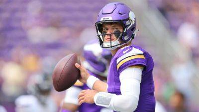 Vikings QB J.J. McCarthy joining Rodgers, Darnold with 'MNF' start - ESPN