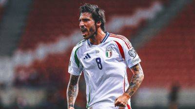 Gianluigi Donnarumma - Giacomo Raspadori - Matteo Politano - Mateo Retegui - World Cup Qualifying: Italy Avoid Setback In Nine-Goal Thriller vs. Israel - foxnews.com - Sweden - Italy - Norway - Hungary - Israel - Moldova - Palestine