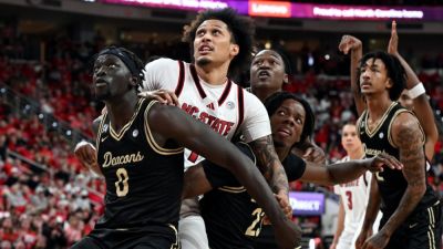 NC State's Will Wade defends Darrion Williams amid criticism - ESPN