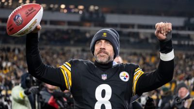 Aaron Rodgers takes thinly veiled shot at Jets ahead of Steelers' playoff game