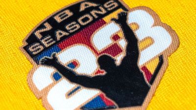 Lakers' LeBron James gets jersey patch to mark 23rd season - ESPN