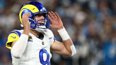 Rams' Matthew Stafford has index finger sprain but 'good to go' - ESPN