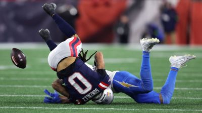 Mike Vrabel - Patriots Pro Bowl CB Christian Gonzalez in concussion protocol - ESPN - espn.com - Los Angeles - county Jones