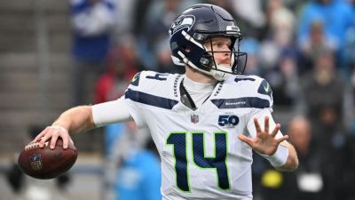 Seahawks' Sam Darnold hurts oblique but expects to face 49ers - ESPN