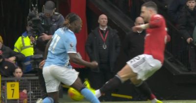 VAR's reason for Diogo Dalot avoiding red card after shocking tackle in Man United vs Man City