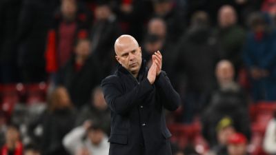 Arne Slot 'understands' Liverpool fans' boos after Burnley draw - ESPN