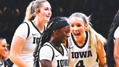 Women's CBK Top 25: Iowa Cracks Top 10, Duke Enters Poll