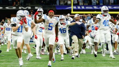 Ole Miss edges Georgia in Sugar Bowl, advances to CFP semis - ESPN