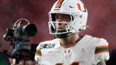 Carson Beck shoulders blame after interception seals Miami's loss - ESPN