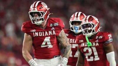 Caitlin Clark, Haliburton lead reactions to Indiana's national championship - ESPN