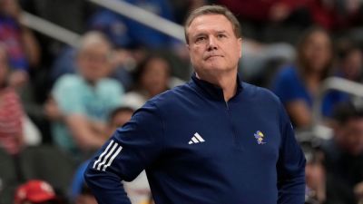 Bill Self - Kansas coach Bill Self plans to return vs. Kansas State - ESPN - espn.com - state Kansas - state Colorado - county Lawrence