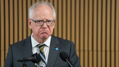 George Floyd - Bruce Pearl - Dan Dakich - Trump - Bruce Pearl rips Tim Walz, Democrats after Border Patrol-involved shooting in Minnesota - foxnews.com - Los Angeles - state Minnesota